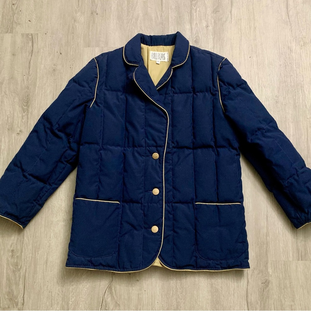 Bill Blass Navy Puffer Jacket with Tan Accents